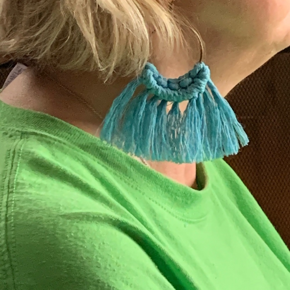 Spring/Easter Macrame earrings! - Picture 2 of 2